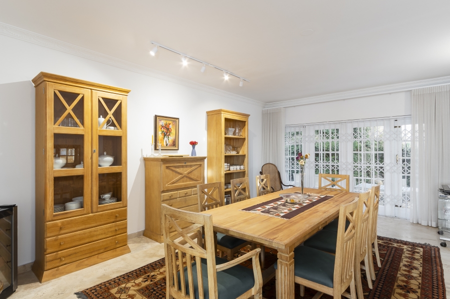 6 Bedroom Property for Sale in Gordons Bay Village Western Cape